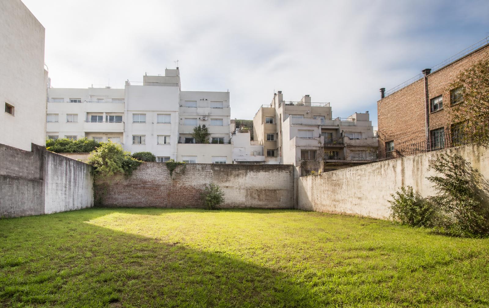 Frente de una propiedad en la zona norte de Buenos Aires